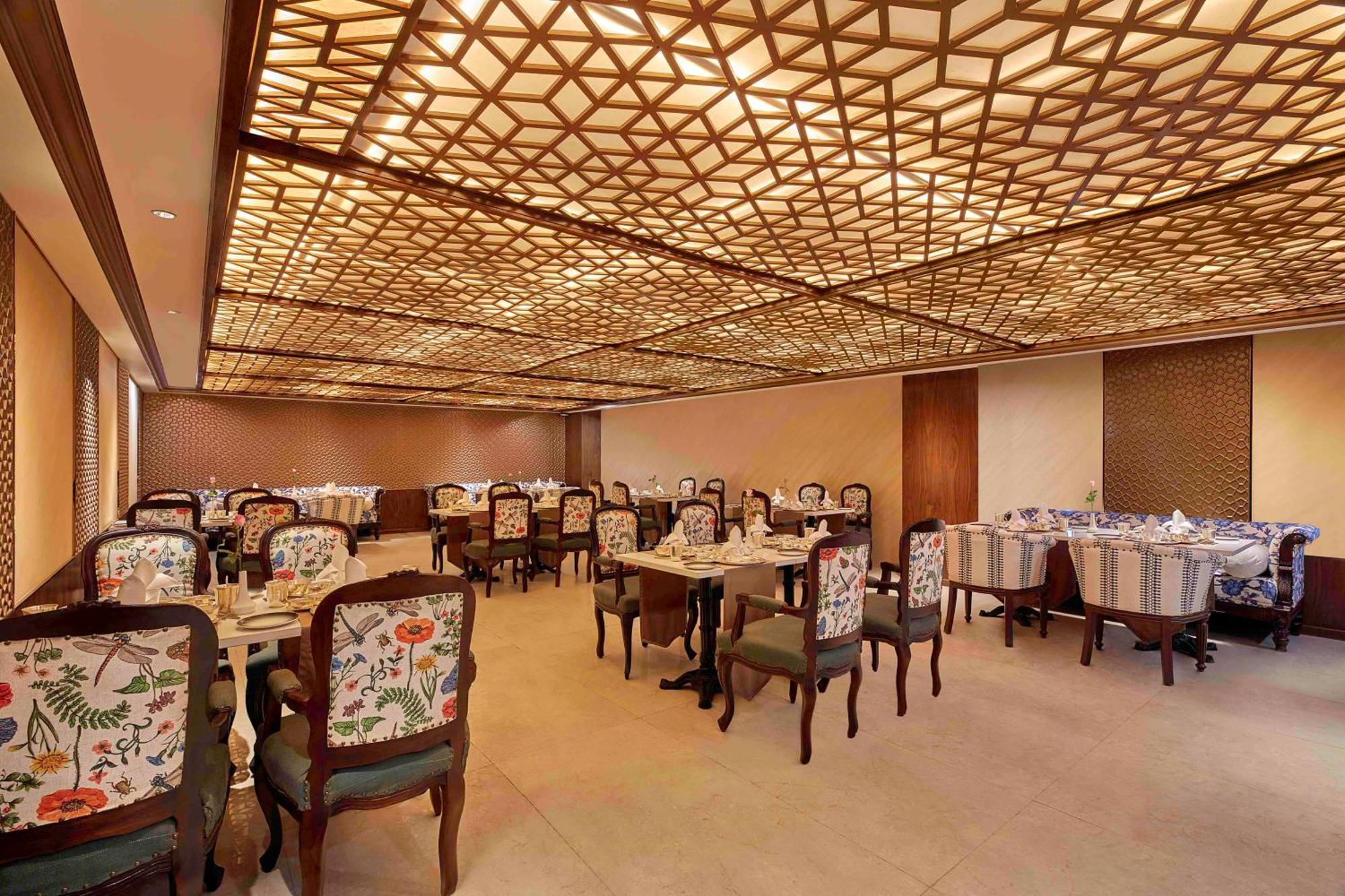 Doubletree By Hilton ורנאסי מראה חיצוני תמונה