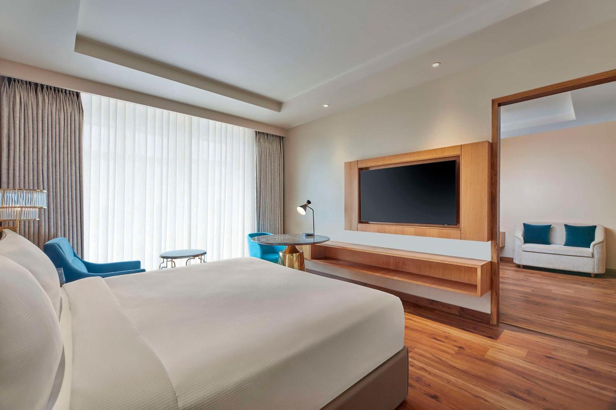 Doubletree By Hilton ורנאסי מראה חיצוני תמונה